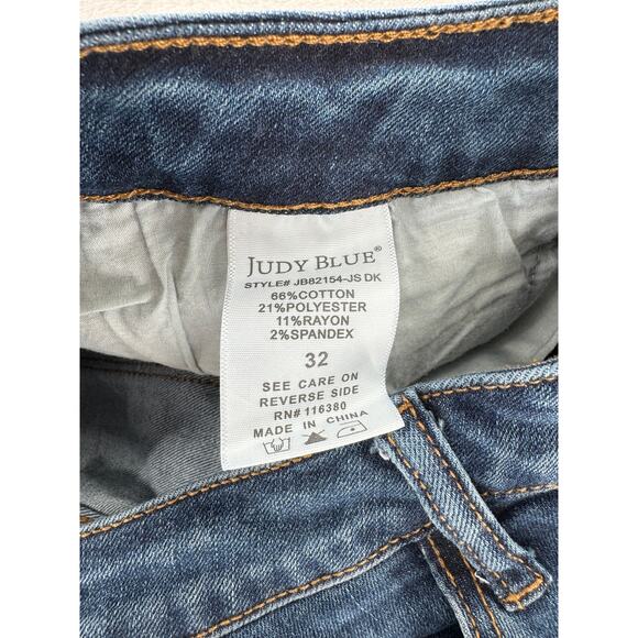 Judy Blue Serenity Capri Jeans 32 Mid Rise Slim Straight Crop Ankle Denim - Picture 8 of 8